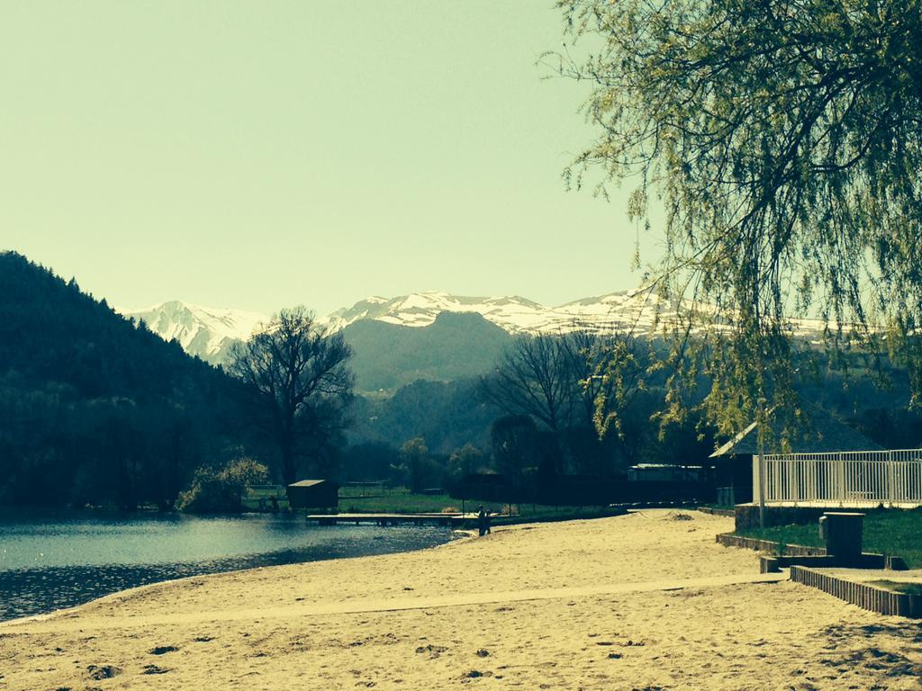 La Vue Sur Le Paradis Chambon-sur-Lac Eksteriør billede